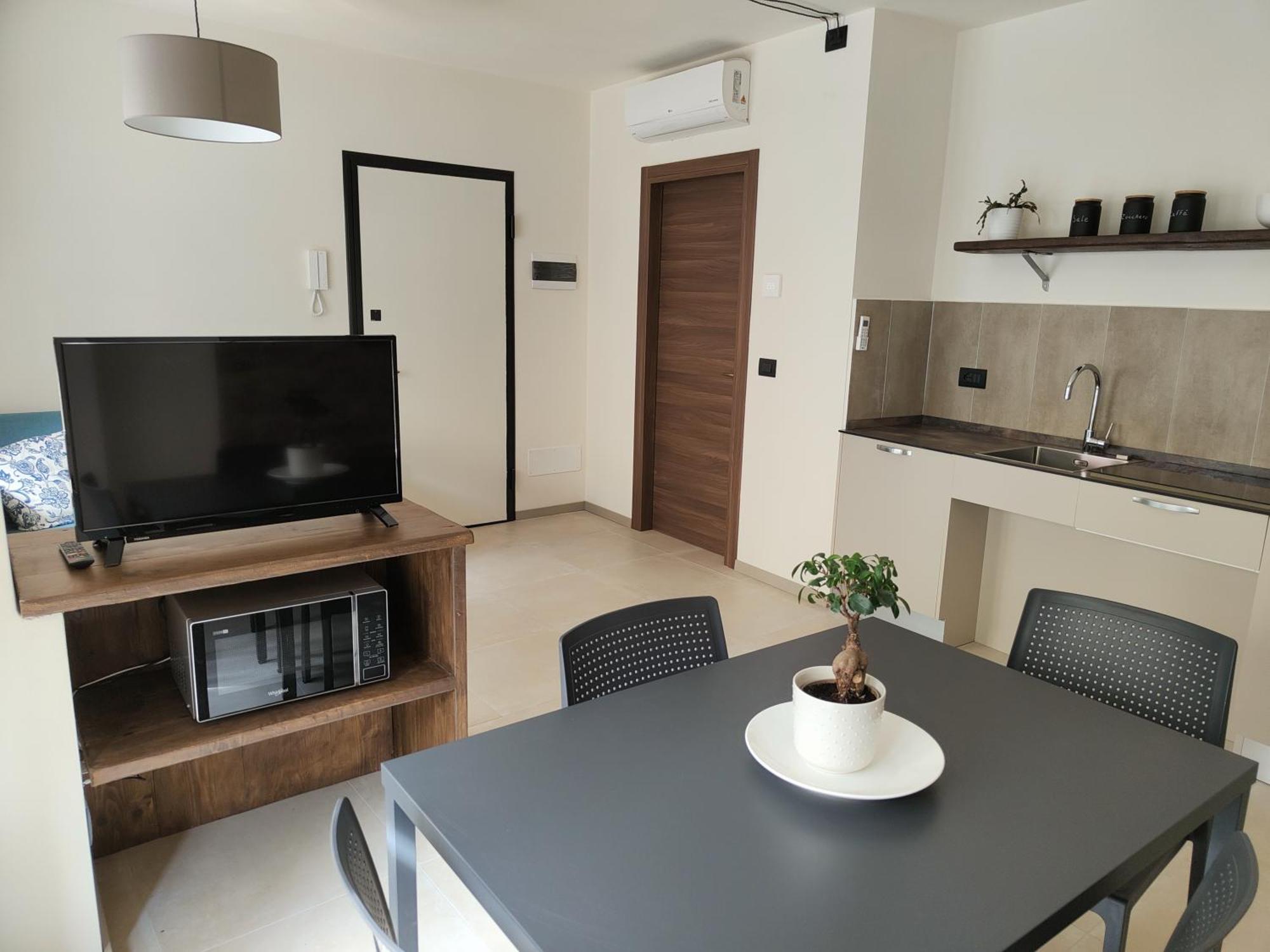 Apartamento Domus Acaja Pinerolo Exterior foto